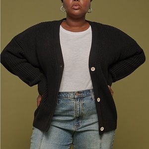 (SOLD) NWT Tradlands Shelter Cardigan